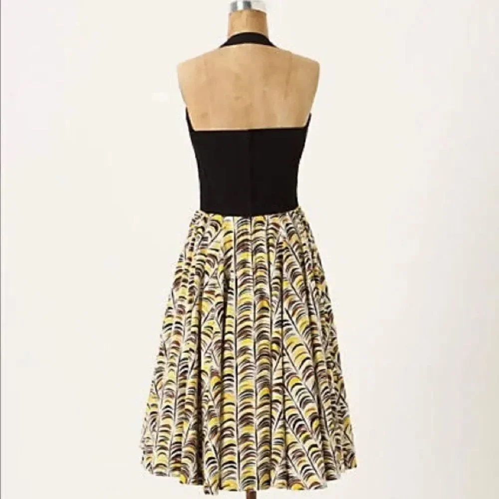 GIRLS FROM SAVOY I ANTHROPOLOGIE Memories of Feather Retro Pin-up Style Dress
